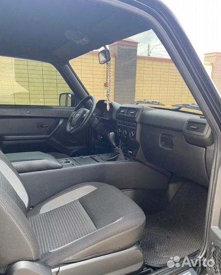 Центральная Консоль нива