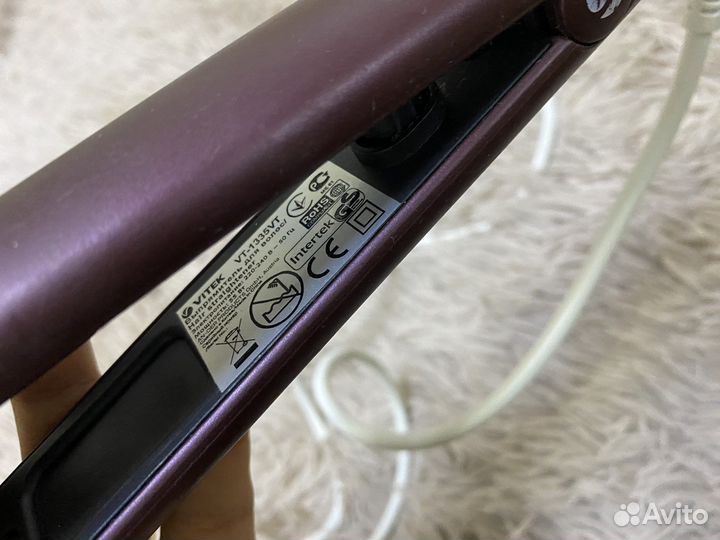 Утюжок для волос Vitek