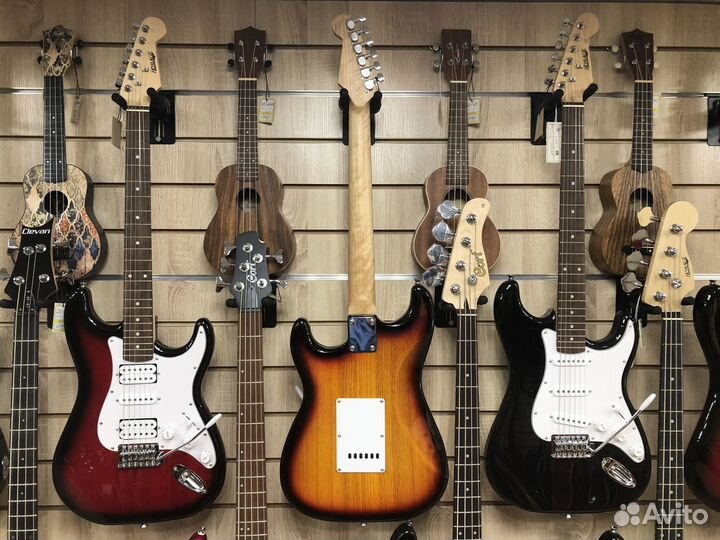 Электрогитара ST Homage HEG 320 SB