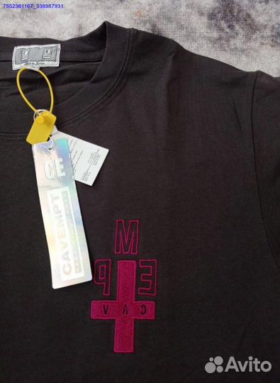 Футболка Cav Empt: уникальность в каждом стежке