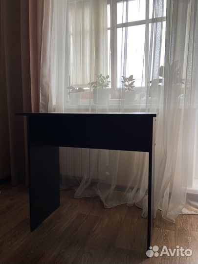 Стол письменный компьютерный