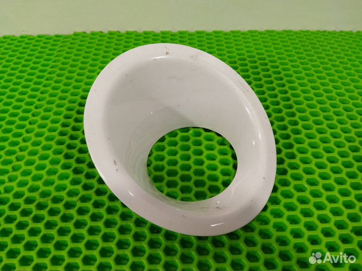 Накладка противотуманной фары правая Land Rover