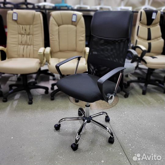 Компьютерное кресло