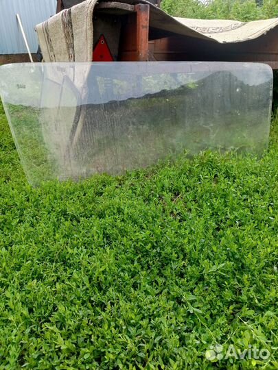 Стекла на ниву 2122