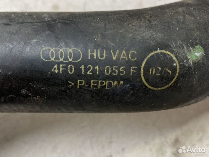 Патрубок охлаждения audi a6 c6 3.2 auk