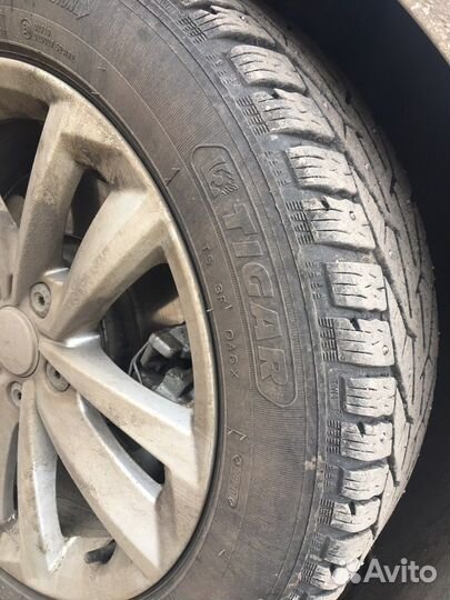 Tigar Ice 215/55 R17