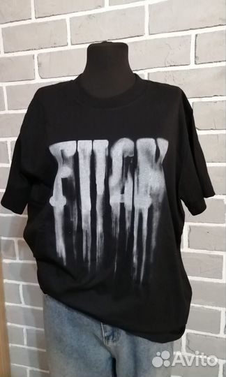 Черная футболка оверсайз