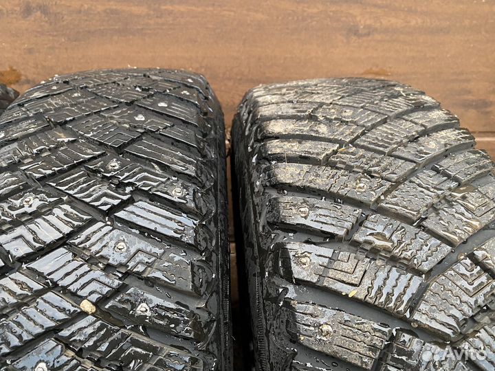 Goodyear Ultragrip Ice Arctic 195/65 R15