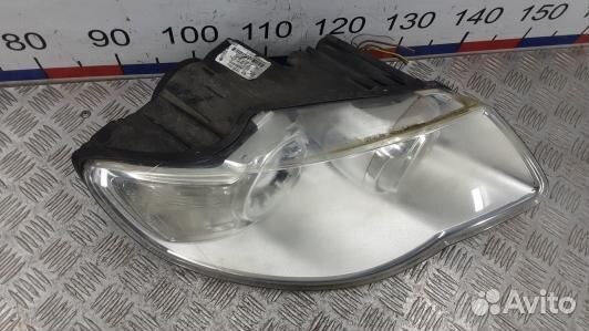Фара правая volkswagen touareg 7L (EEA10MU01)