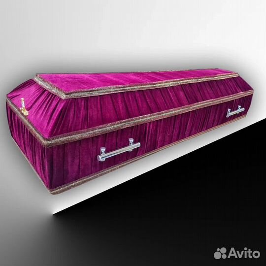 Гробы, венки, кресты