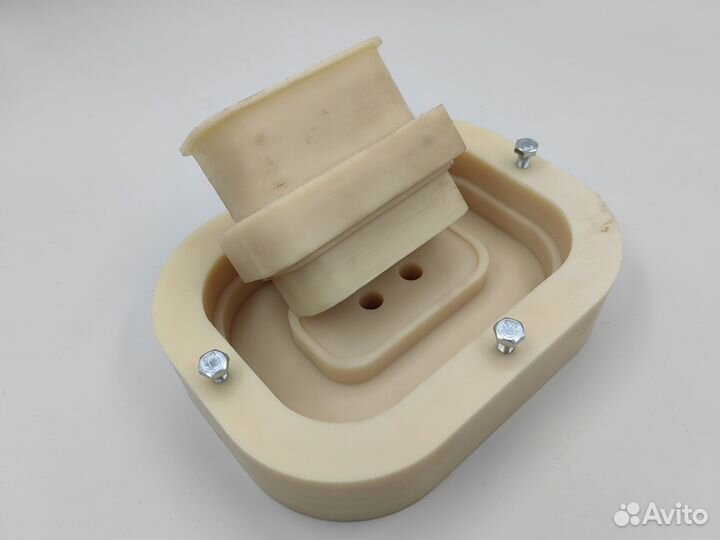 Изготовление деталей из пластиков по чертежам