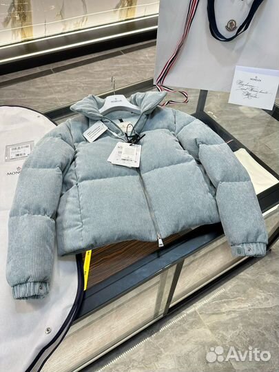 Пуховик moncler