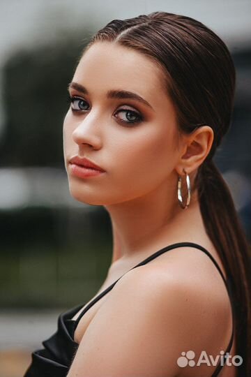 Макияж и прическа