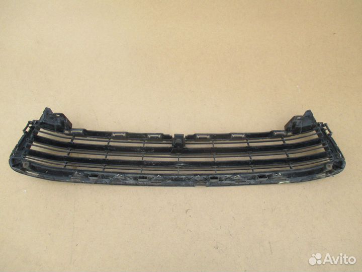 Решетка радиатора Toyota Highlander 3