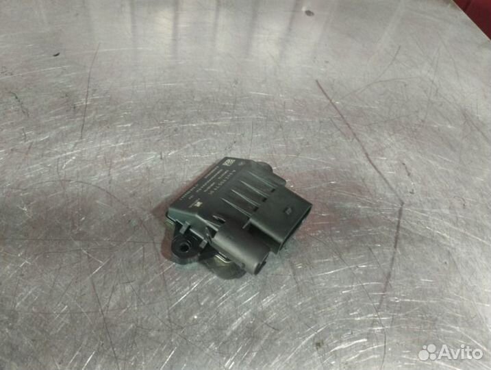 Реле свечей накала Mercedes E-Class W213 OM642 3.0