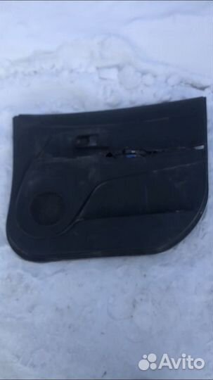 Дверь задняя правая на Nissan Laurel 1999