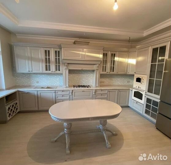 Кухня с порталом