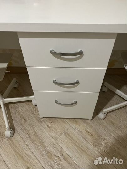 Детский рабочий стол