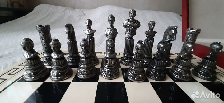 Шахматы Цезарь и Клеопатра
