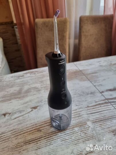 Ирригатор Philips HX3806/33