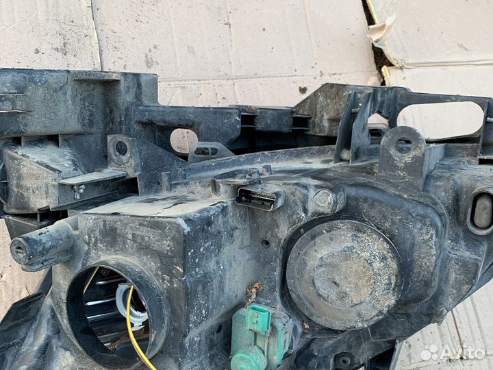 Фара правая renault grand scenic 2 рест дефект