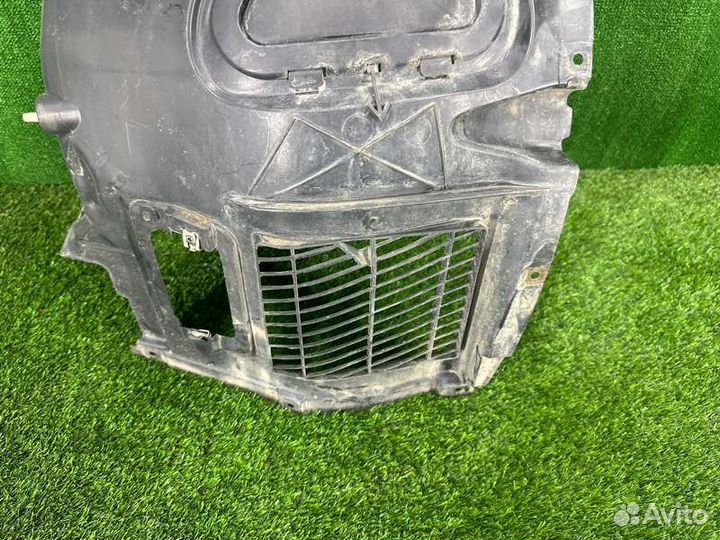 Подкрылок передний левый Bmw 5 F11 N52B25 2011