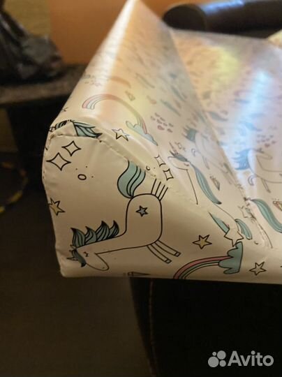 Пеленальная доска на кроватку