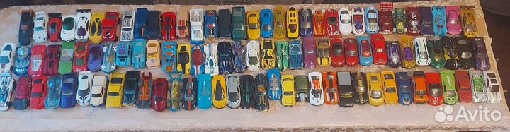 Hot wheels машинки