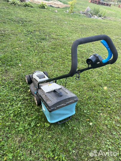 Газонокосилка электрическая
