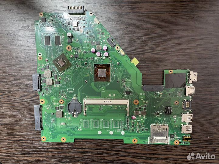 Материнская плата на Asus X552CL X550MD