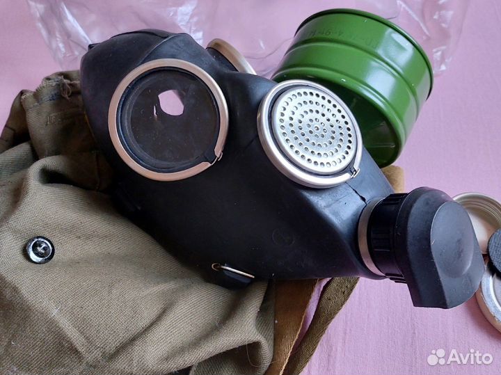 Противогаз новый