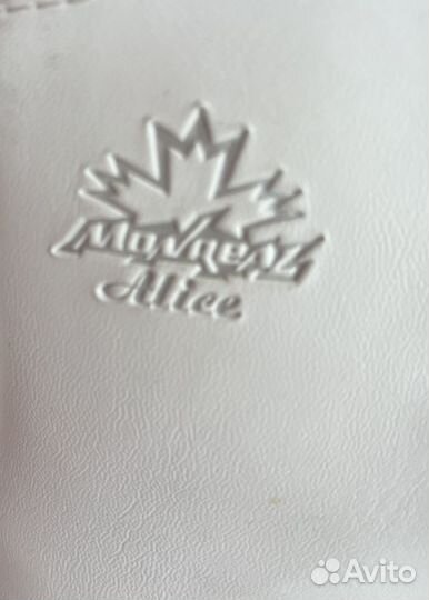 Коньки женские 38 размер