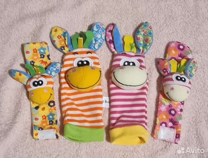 Носочки погремушки