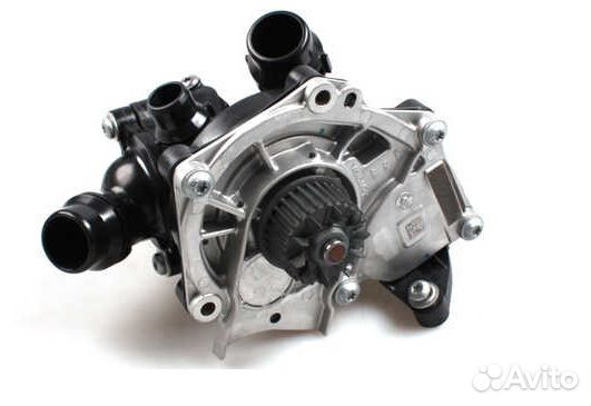 Помпа с корпусом в сборе VAG 06K121011