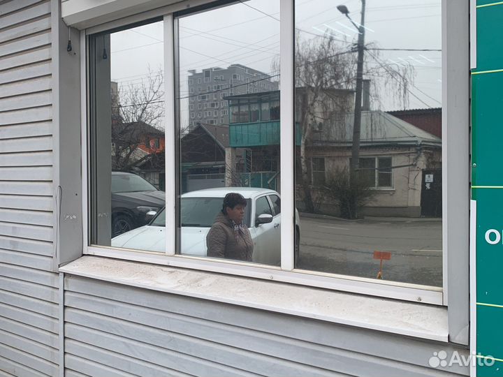 Окно и Ролета белая на окно б/у