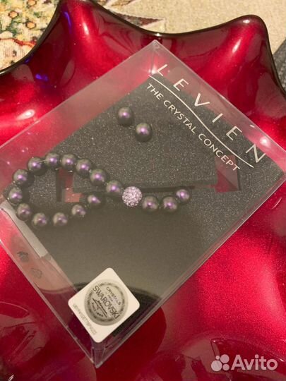 Комплект серьги пусеты и браслет Swarovski