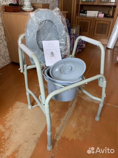 Кресло-туалет для инвалида