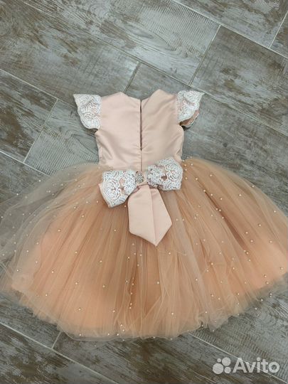 Платья праздничные для девочки