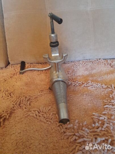 Механическая соковыжималка