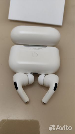 Наушники Apple AirPods Pro