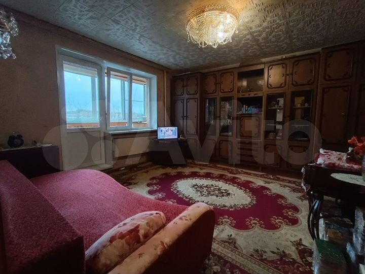 2-к. квартира, 53 м², 4/10 эт.