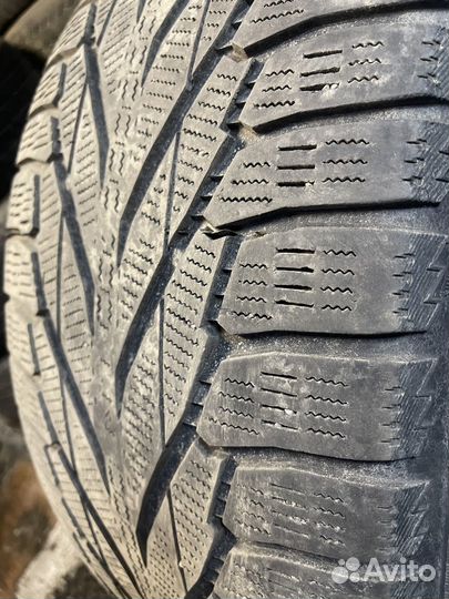 Nokian Tyres Hakkapeliitta R2 265/50 R20 111R