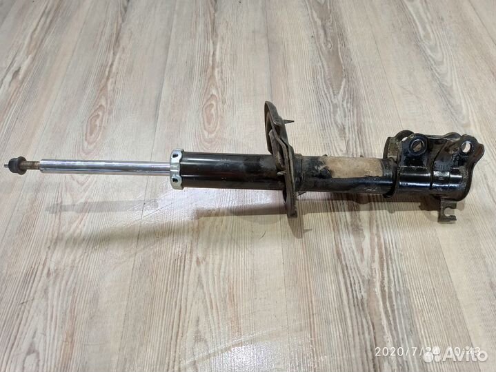 Амортизатор стойка перед Kia picanto 2 Прав