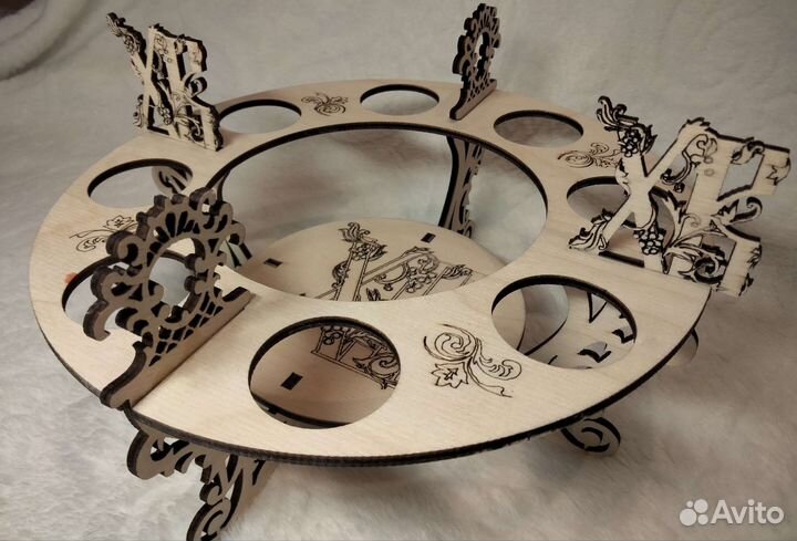 Деревянная пасхальная подставка для яиц