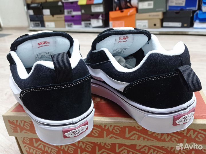 Vans Knu Skool p.36-41