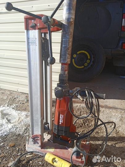 Установка алмазного бурения