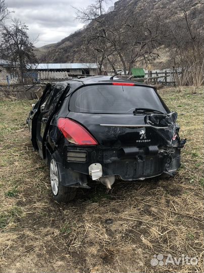 Peugeot 308 2012 год разбор