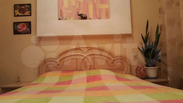 2-к. квартира, 54 м², 2/5 эт.