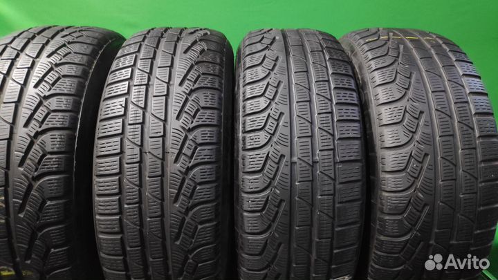 Pirelli Winter Sottozero 210 Serie II 225/60 R17 99H