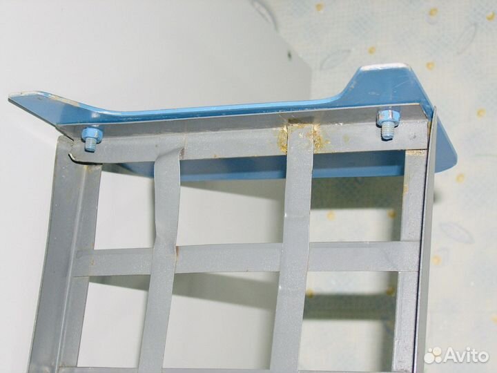 Игрушка кровать для куклы